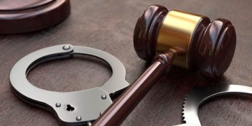 التحقيق مع ” مخازنية ” للاشتباه في علاقتهم مع شبكات تهريب