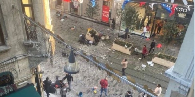 انفجار في شارع الاستقلال وسط إسطنبول التركية يسفر عن 6 قتلى وعشرات الجرحى