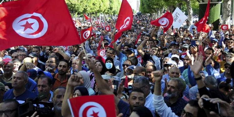 تونس …. مظاهرات للمطالبة برحيل قيس سعيد