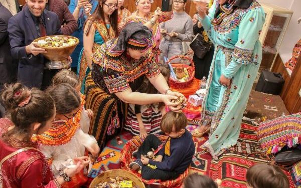 الملك يعلن رأس السنة الأمازيغية عطلة وطنية رسمية