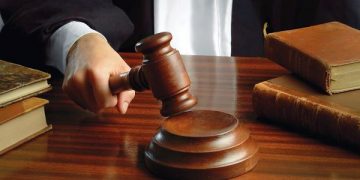 الحبس النافذ للمتلاعبين بأموال فريق رياضي