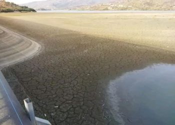 الحرارة و الأوحال والأتربة تساهم في ضياع الموارد المائية بالسدود