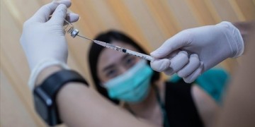 قرار الاتحاد الاوروبي التضييق على المغاربة الملقحين ب” سينوفارم” الصيني سياسي