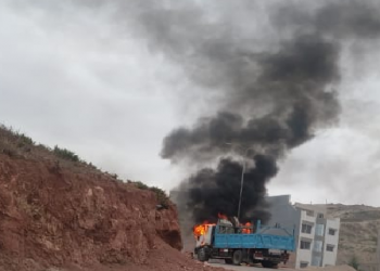 اشتعال النيران في شاحنة نقل بالحسيمة