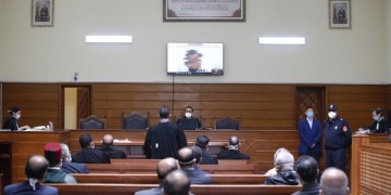 القضاء يشرع في معاقبة عدد من المنتخبين المتورطين في “الترحال السياسي”