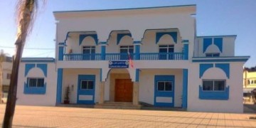 مواطن يشكوا موظف بجماعة بني عمارت
