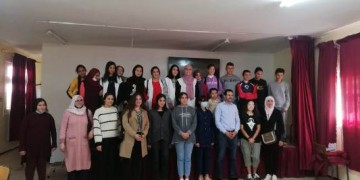 الثانوية الإعدادية آيت يوسف وعلي تفتح أنشطها الموازية بعروض ثقافية