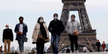 تسجيل أزيد من 200 ألف إصابة بكورونا في فرنسا