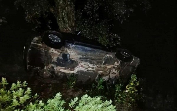 سقوط سيارة في منحدر يخلف قتيلا وجريحا نواحي الحسيمة