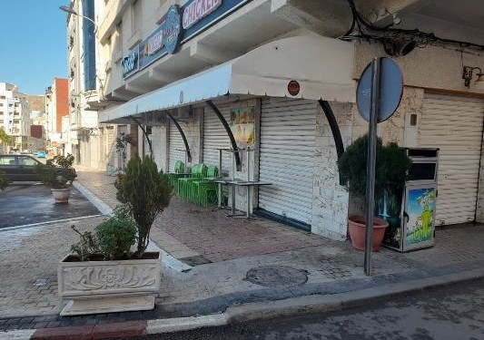 استجابة واسعة لإضراب قطاع المقاهي والمطاعم بالحسيمة