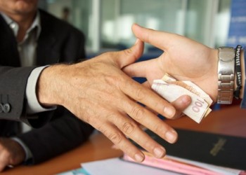 الرشوة والمحسوبية موضوع بحث علمي