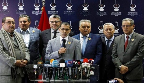 أي معنى للصراع على القاسم الانتخابي بعد نزع الدولة للطابع الانتخابي عن السياسة؟