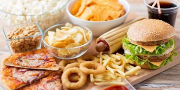 تشديد المراقبة على المطاعم ومحلات الوجبات السريعة