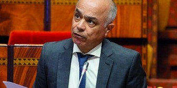 مطالب بالتحقيق في ” هبات ” لنقابات التعليم‭