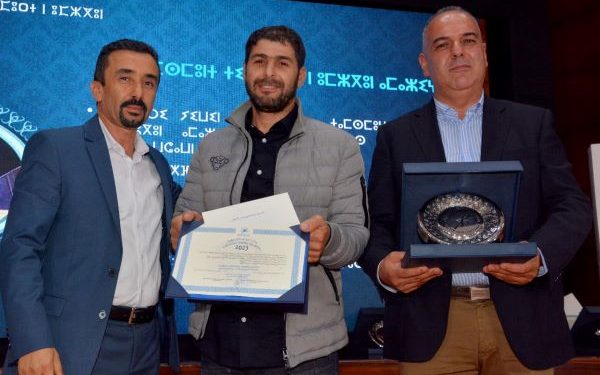 فرقة ثفسوين تتوج بالجائزة الوطنية للثقافة الامازيغية
