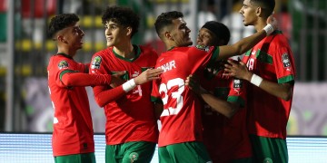 الفتيان على موعد مع التاريخ