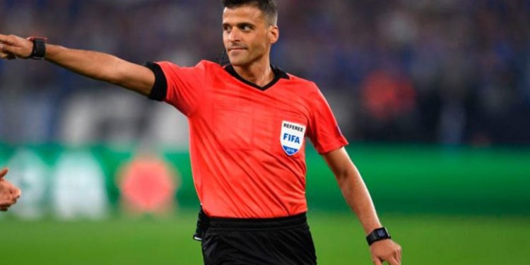 ” الكلاسيكو” يشد إليه أنظار عشاق الغريمين