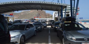 توقف الخط البحري بين الحسيمة وموتريل يثير استياء مغاربة العالم