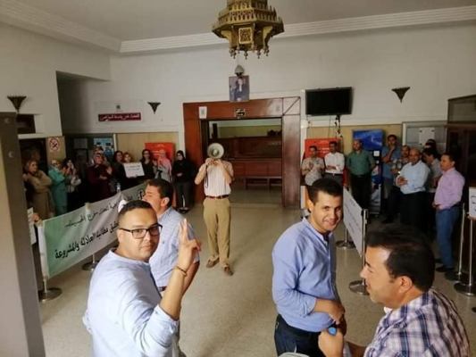 نجاح الوقفة الاحتجاجية بالمحاكم المغربية التي نفذها كتاب الضبط ضد الإقصاء