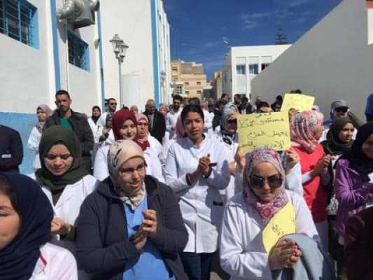 النقابة الوطنية للصحة بالحسيمة توضح بشأن زيارة اللجنة الجهوية للبحث والتقصي للقطاع الصحي