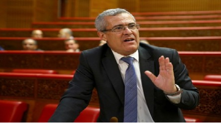 وزير العدل يعلق قانون " تكميم الأفواه " حتى انتهاء فترة الطوارئ الصحية