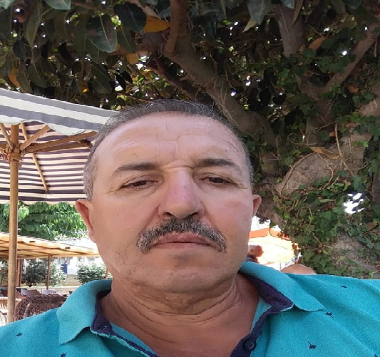 تساؤلات على خلفية حفل الإنسانية