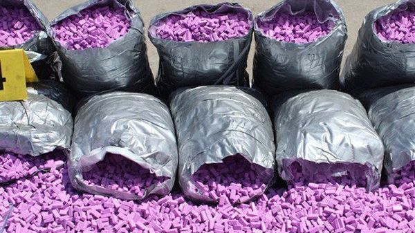 إيقاف رجل وامرأة حاولا تهريب 200 ألف قرص "إكستازي" عبر ميناء طنجة