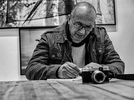 الفنان الفوتوغرافي سعيد أوبرايم يحظى بجوائز دولية