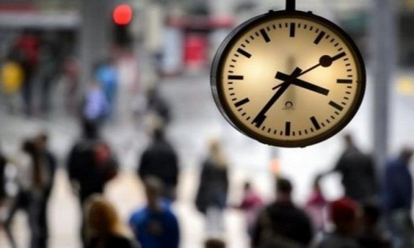 العبث والارتجالية في مواكبة التوقيت المدرسي الجديد