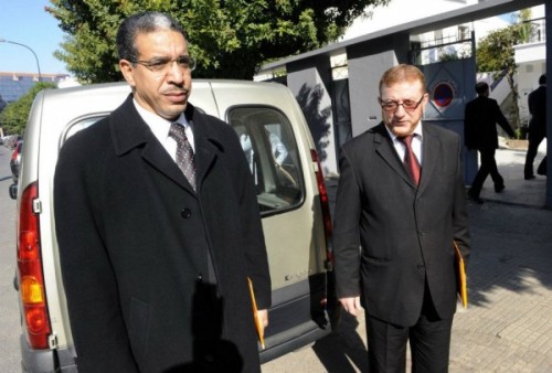 لقاء الوزير الرباح بالفاعلين بميناء الحسيمة جاء بناء على طلب سابق