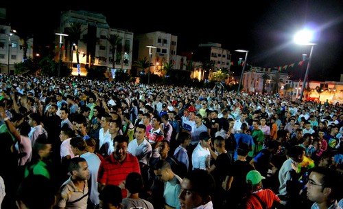 سكان وسط مدينة الحسيمة يرفضون مهرجانات الضجيج