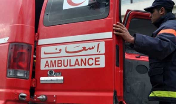 فتاة كانت معية خليلها تلقي بنفسها من الطابق الثاني بعد وفاته في الحسيمة