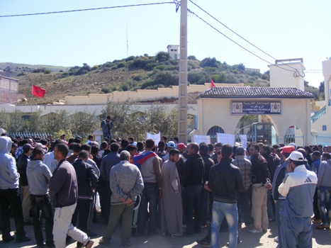 وقفة احتجاجية بجماعة اتروكوت نواحي الدريوش للمطالبة برفع التهميش وافتحاص مالية الجماعة