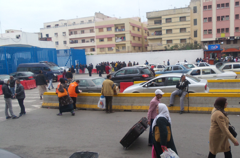 تفكيك عصابة تهجير سوريين إلى مليلية