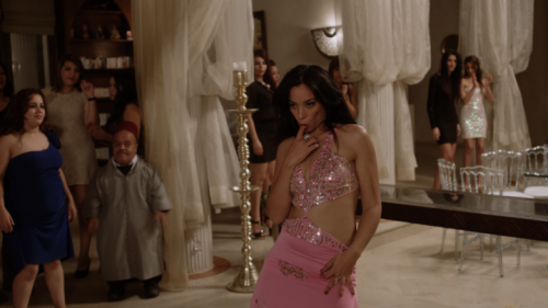 "عاهرات" مراكش من المدينة القديمة إلى مهرجان كان