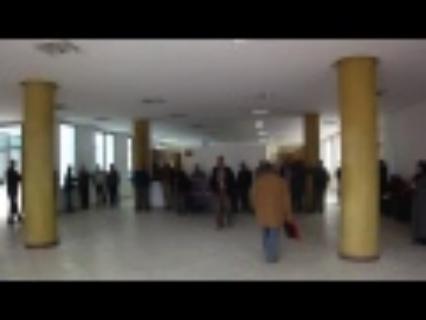 احتجاج داخل بلدية الحسيمة ضد الاقتطاع والترهيب