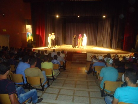 جمعية مولاي موحند للمسرح الأمازيغي تتألق من جديد بمدينتي مرتيل و طنجة