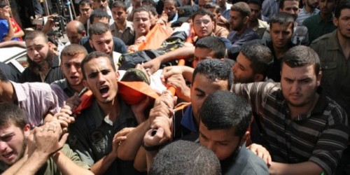 العدو يعتقل ويغتال والتنظيمات تقصي وتحرم
