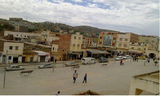 مدرسة " أغليظ " بالحسيمة، نموذج لمعاناة المعلم في السبعينات