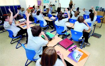 بن كيران يعد "مدارس الفلوس" بإعفاءات ضريبية!