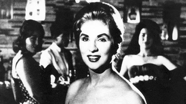 لبنان يشيع المطربة صباح بالرقص والغناء عملا بوصيتها