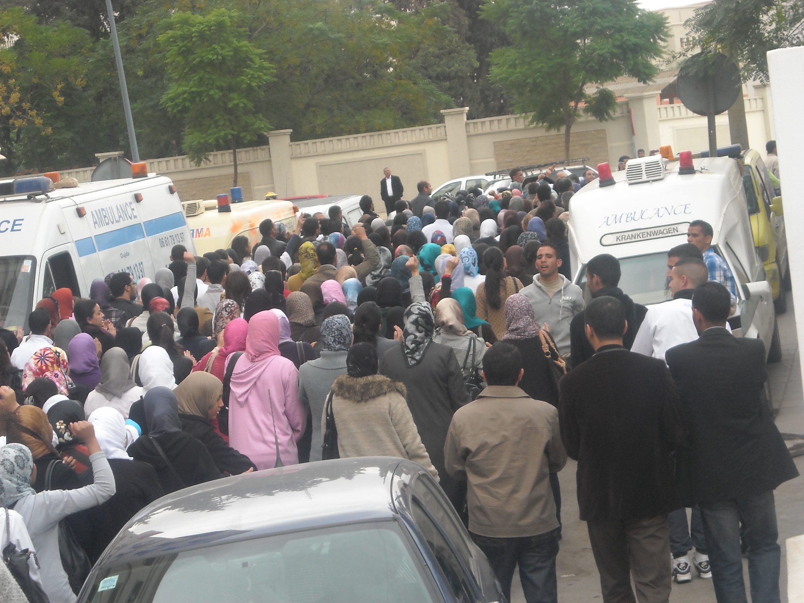 احتجاجات مكثفة للشغيلة الصحية بالجهة الشرقية