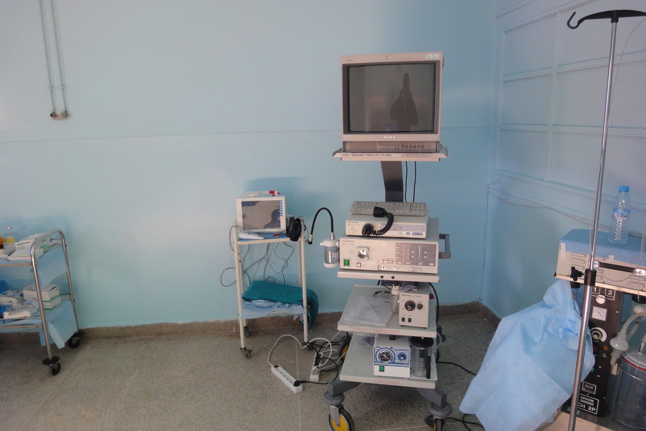 تجهيز المستشفى الجهوي بالحسيمة بمعدات طبية مهمة