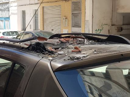 ما موقف بلدية الحسيمة من تساقط أجزاء بناية بالحسيمة وتهديدها لسلامة وممتلكات المواطنين ؟
