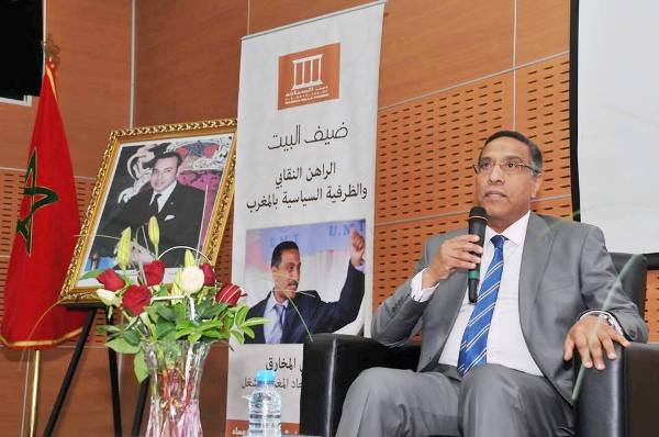 الميلودي المخارق يحل ضيفا بيت الصحافة بطنجة