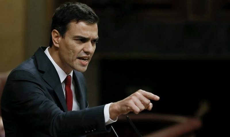 الأمين العام للحزب الاشتراكي الإسباني يقدم استقالته بعد انقلاب من تنفيذ فيلبي غونثالث وجريدة الباييس وإبكس 35