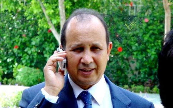 الحسيمة: حرمان ساكنة زنقة المحمدية وشارع وزان من الهاتف والانترنيت منذ الجمعة الماضي