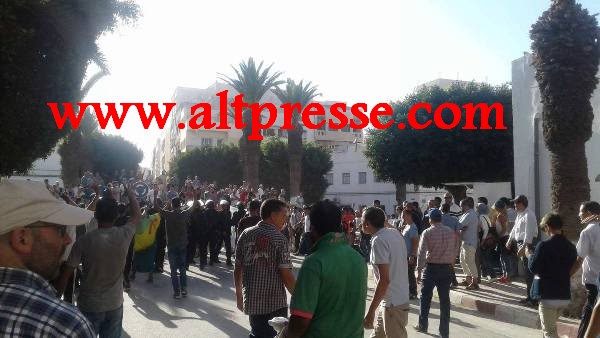 معتقل بحراك الريف يفضح ابتزاز إدارة سجن عكاشة مقابل حصوله على عفو ملكي