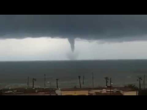 إعصار بحري قبالة سواحل الرباط