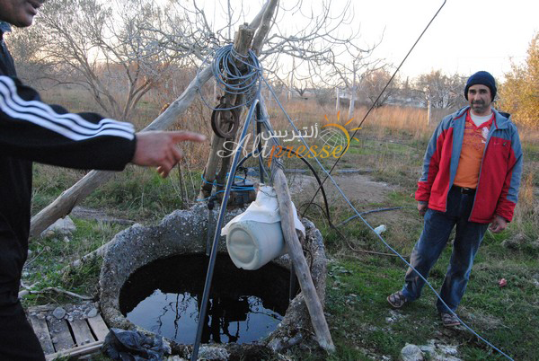 فلاحون نواحي الحسيمة يبست أشجارهم وفاضت المياه عن آبارهم